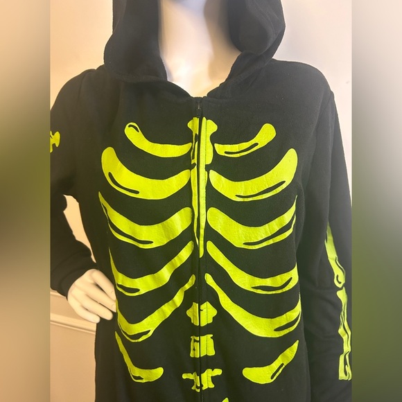 Women’s Hide and Eek Skeleton Union Suit 1PC Pajama Sleepwear , Size Large, NWOT - Picture 4 of 13